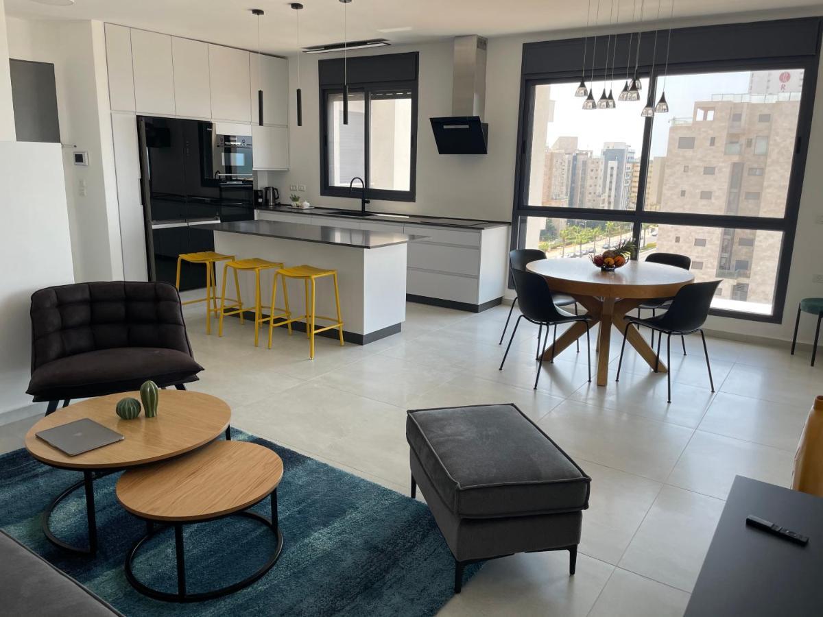 #דירת יוקרה על הים Sunset Beach Apartment# Givat Olga Exterior photo